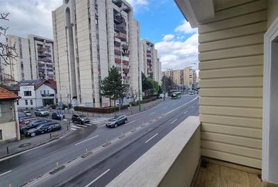 Vila - Bloc modern de 11 camere zona Centrul Civic , Onix - 4