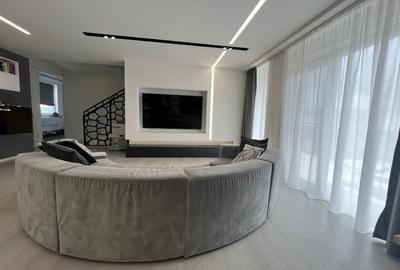 Apartament cu 4 camere semidecomandat, mobilat în Gheorgheni