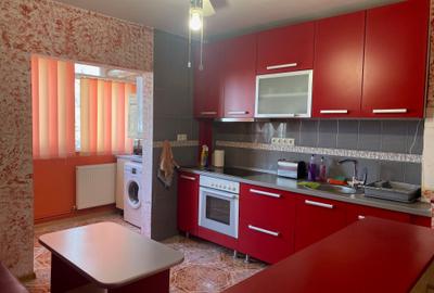 Apartament cu 2 camere decomandat, mobilat în Mărăști
