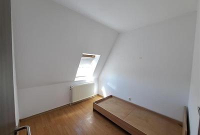 Apartament cu 20 camere semidecomandat în Iris