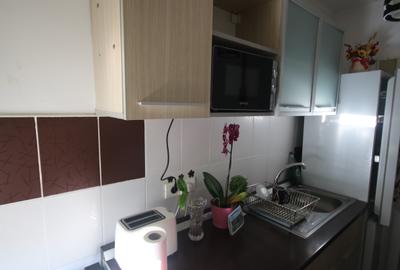 Inchiriere apartament cu 3 camere  pe bdul Cetatii - 27