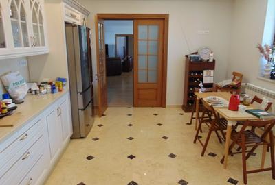 FARA COMISIOANE linga padure Vila 7 camere mobilata 4 bai 2 terase pe 1600mp - 27