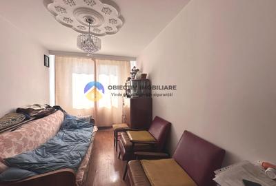 Apartament cu 3 camere semidecomandat în Dărmănești