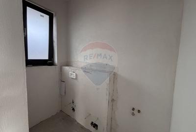Casă / Vilă cu 4 camere de vânzare - 14