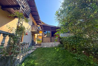 Casa De Vanzare Bran Simon 3 Km Moeciu - 1