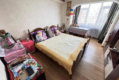 Apartament cu 2 camere decomandat, mobilat în Alexandru cel Bun