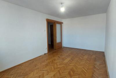 Vand 3 camere decomandat - 7