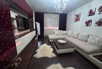 Apartament La Cheie - Independentei. Mobilat Utilat. - 2