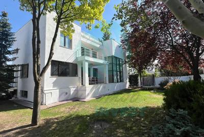 Vila individuala 12 camere Iancu Nicolae- Jolie Ville - 1