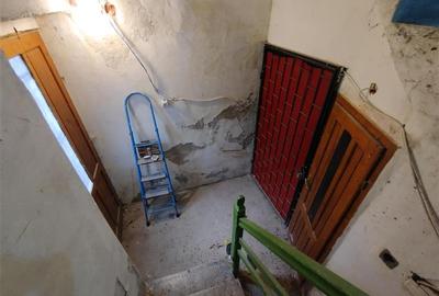Oravita, Spatiu Com. (Apartament) 89MP, Zona Centrala, Pret Negociabil - 26