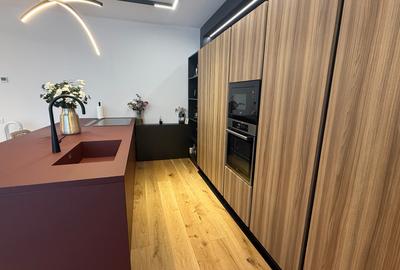 Casă cu 4 camere în Tunari