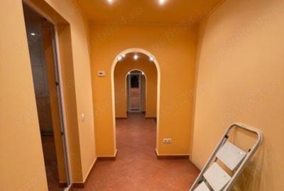 Metrou 1 Decembrie 1918, 3 cam, centrala proprie, boxa la subsol - 4