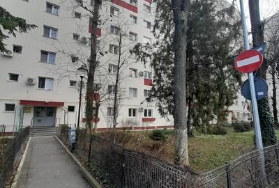 2 camere-Metrou Aparatorii Patriei-Str Moldovita - 2