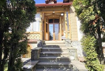 Oportunitate de investitie | Vila superba de vanzare| Ultra-Central Sinaia| - 3