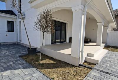 Duplex spatios cu garaj si pereti dublii - 25