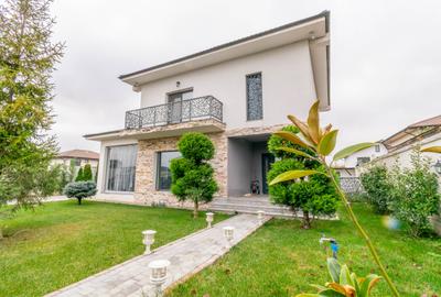 Locuinta construită pentru a fi locuită, nu doar admirată, complet mobilata - 17