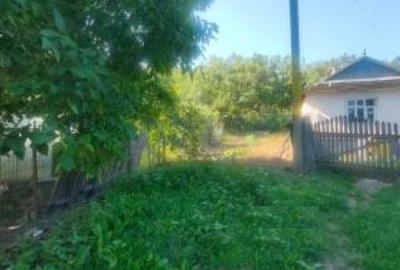 Teren intravilan 1.800 mp - 3