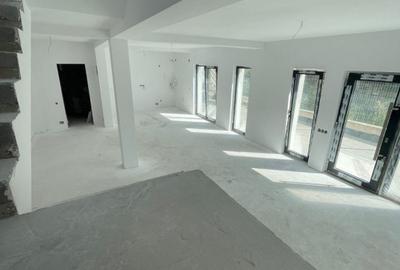 Casa tip duplex, Dambul Rotund, cu view superb - 5