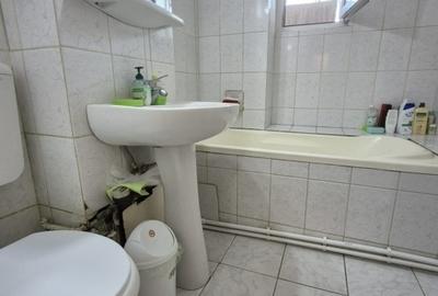 3 camere Decomandat- Moara de Foc - etaj 1 - 80 mp - 149900 euro - 2