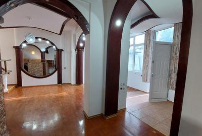 Casa 4 camere | Calea Calarasilor | Metrou Piata Unirii | Hala Traian - 1