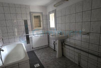Teren si casa de vanzare,zona cu vizibilitate,Cantemir,Oradea - 5