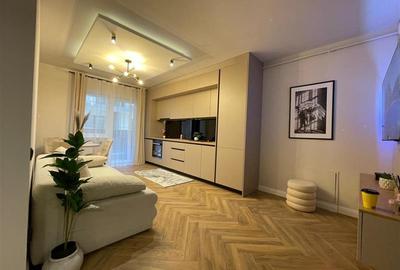 Vanzare apartament 3 camere de LUX zona Terra Floresti - 1