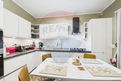 Casă / Vilă cu 5 camere de vânzare în zona Central - 6
