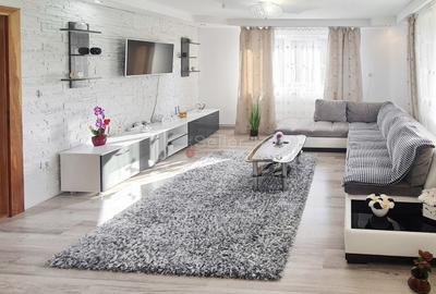 Casă individuală cu 6 camere în Vulcan