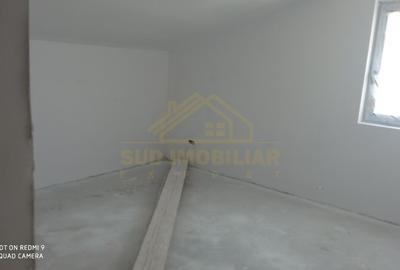 Duplex 7 camere -curte 150mp finalizata Leordeni - 12