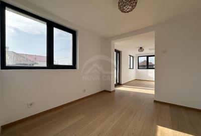 O casa modernă cu 3242 mp teren intravilan - 1