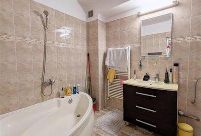 Apartament 3 camere, S-79mp+6mp. balcon, garaj, Buna Ziua. - 3