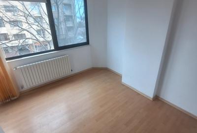 Bd. Mamaia , spatiu IDEAL BIROURI, 43 mp. - 5