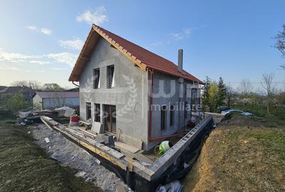 Casa noua cu 5 camere | 140mp utili | 783 mp teren | Sat. Gheorghieni - 2