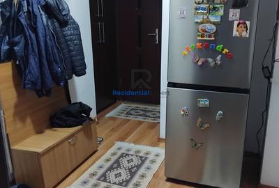 Apartament cu 2 camere decomandat în Titan