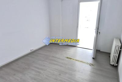 Spatiu de inchiriat I Cetate I 50 mp I acces pietonal din strada I - 4