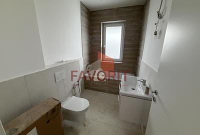 Disponibil imediat. Gradina proprie de 46 mp. 2 locuri de parcare in CF - 10
