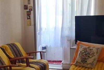 Apartament cu 3 camere - Central - 1