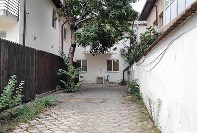 Piata Alba Iulia, vila P+1, 6 camere, curte 110mp - 1