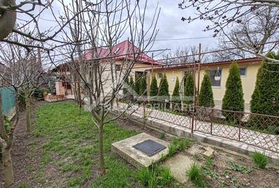 Casa individuala, 100 mp utili, 242 mp teren, Str. Trandafirilor - 5