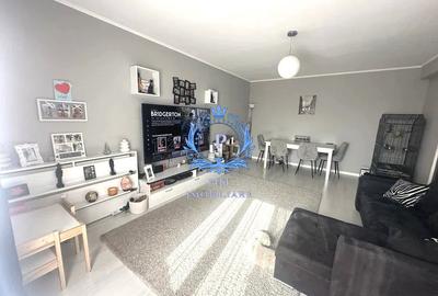 Apartament cu 2 camere, 56 mp, parcare, zona Terra!