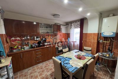 Apartament 3 camere decomandat |2 Bai | Boxa la subsol | Zona Soarelui - 5