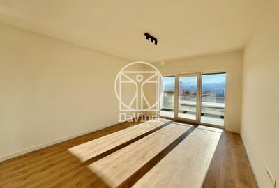 Apartament cu 3 camere semidecomandat în Exterior Vest