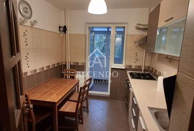 Apartament 3 camere decomandat Militari Uverturii + parcare - 600 EUR - 7