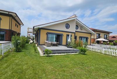VILE P+M, 5 camere+Teren 300 mp.zona Otopeni, COMPLEX CU PISCINA-COMISION 0% - 35
