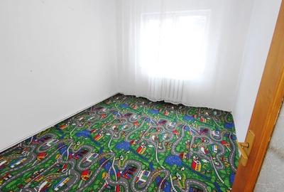 Apartament 3 camere,  70 mp , parter inalt/ 4E,  zona U.T.C.N.,Zorilor - 2