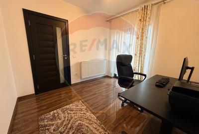 Casă / Vilă cu 4 camere de vânzare in Sanpetru - 32