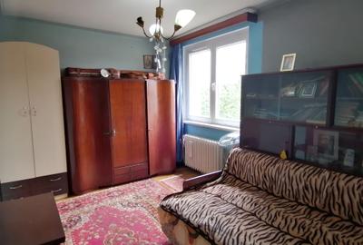 Apartament 3 camere de vanzare, Etaj 4/10, Costin Georgian / Lucretiu Patrascanu - 2