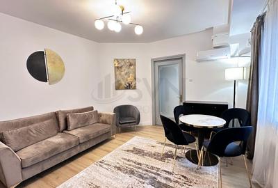 Apartament cu 2 camere semidecomandat, mobilat în Calea Victoriei