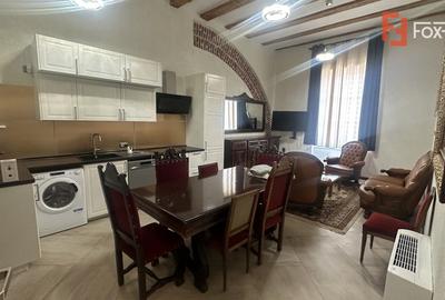 Apartament cu 2 camere decomandat, mobilat în P-ța Victoriei