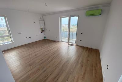 Proprietar. Nou. 3 camere. Etaj 1. Zona Girocului - langa Profi Neptun. - 10